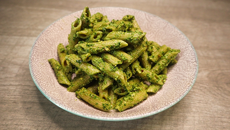 Pesto από σπανάκι